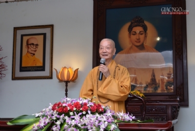 Lãnh đạo BTS GHPGVN TP.HCM thăm, sách tấn chư hành giả an cư